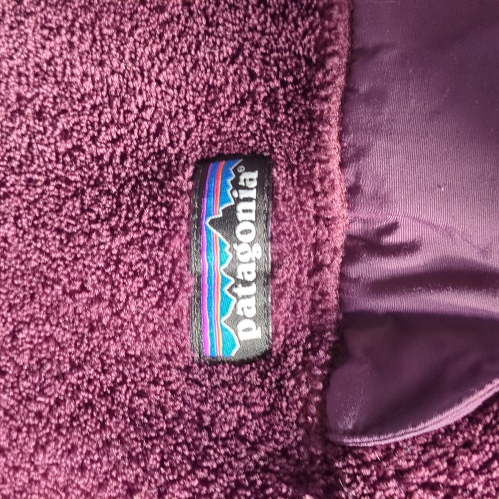 Women's Patagonia Pullover - Picture 2 of 4